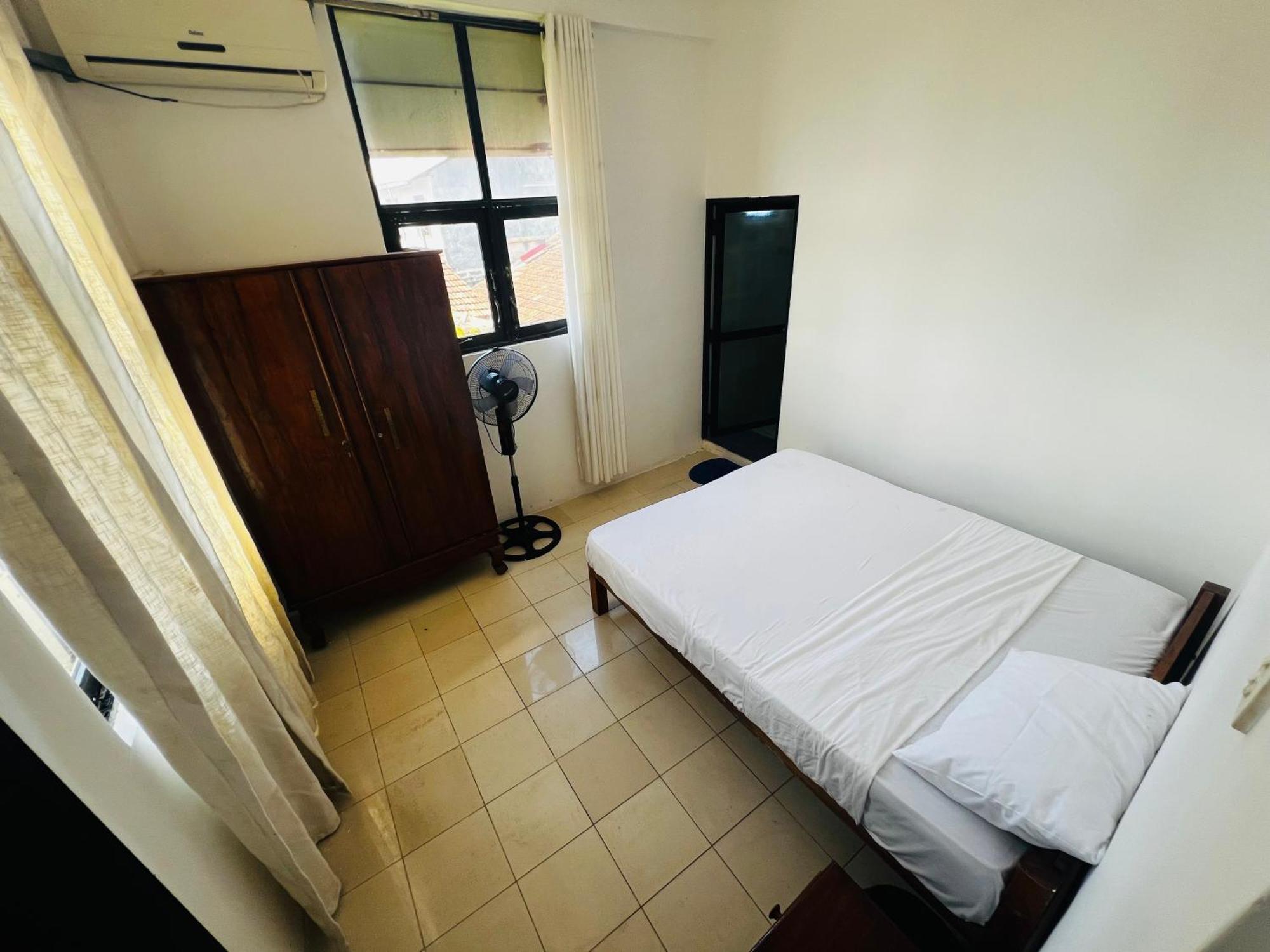 Ramlyn Guesthouse & Restaurant Negombo Exterior photo